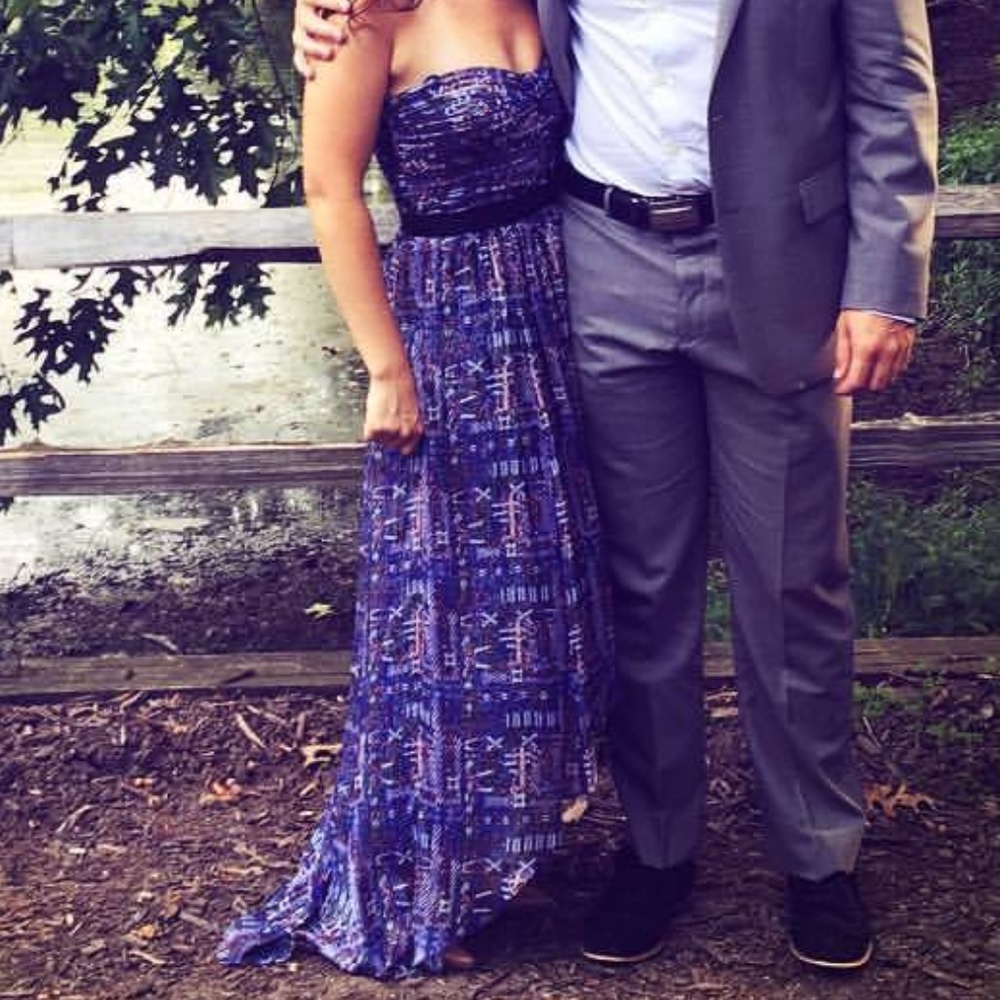 Gorgeous BCBGMaxAzria high-low gown, size 4